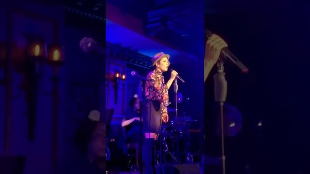 Morgan Marcell - "Let the Rain/Brave" by Sara Bareilles смотреть онлайн