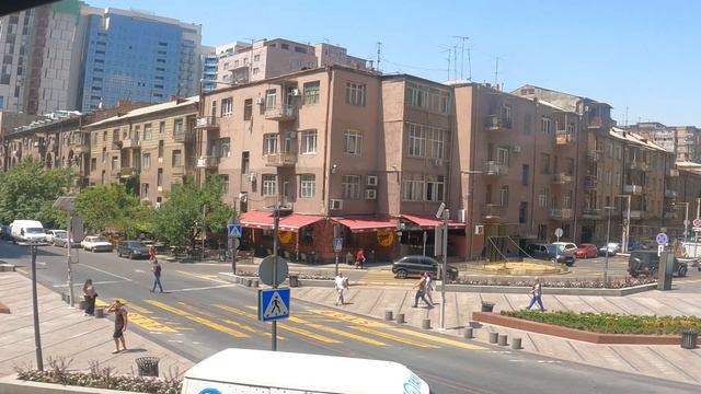 4K TIMELAPSE - North Avenue of Yerevan Armenia смотреть онлайн