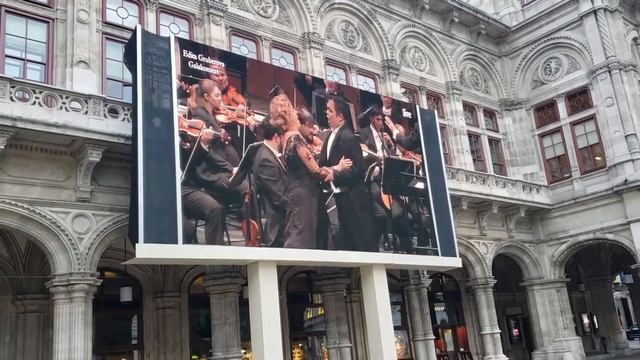 Opera on Vienna Opera House смотреть онлайн