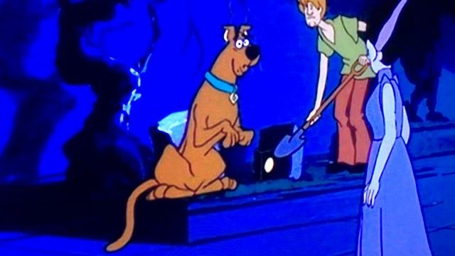 Scooby Doo And Shaggy Are Hiding By Acting Like Statues When Scooby Gives Them Away!