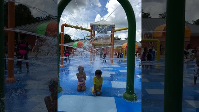 Lion Country Safari 2021 смотреть онлайн