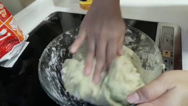 AVOCADO BREAD WITH SESAME смотреть онлайн