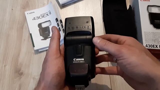 Canon Speedlite 430EX II Flash ( Review / Unboxing )