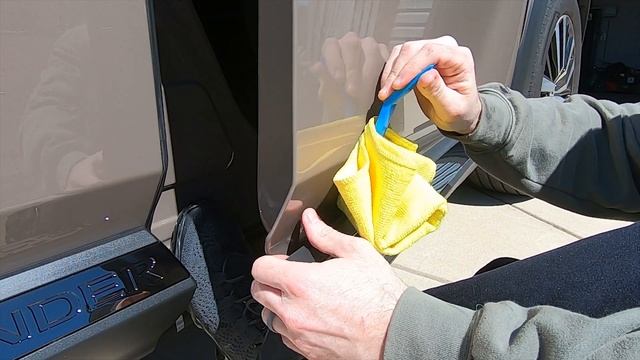 How to: 2022+ Pathfinder Dark Chrome Door Side Molding Replacement смотреть онлайн