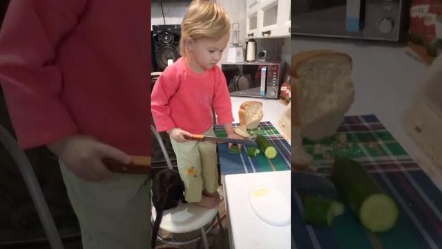 Адская кухня, бутерброд собственными руками, и ходячий шашлык, ребенок 4 года.