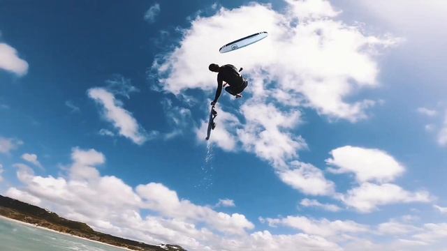 Kiteboarding at Australian Kite Safari смотреть онлайн