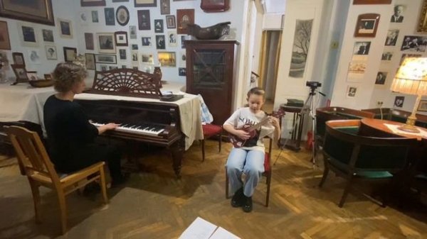 Дождь (на французском языке. МАША(+Анна). Репетиция. Российская академия музыки имени Гнесиных 10.24