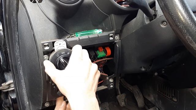 LADA GRANTA - Подключение Эл. замка багажника смотреть онлайн