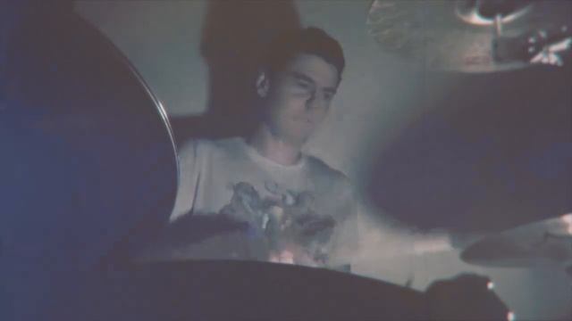 Motion in Static - FORTUNE FAVOURS THE BRAVE (OFFICIAL VIDEO) смотреть онлайн