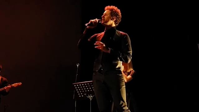 Daniel Diges Calle Broadway Bilbao 09-04-16 Fantasma de la ópera смотреть онлайн