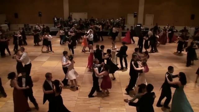 Stanford Viennese Ball 2010 "Stanford Waltz Medley" смотреть онлайн