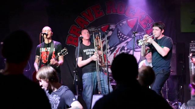 Brave Rockets - Эй! (live@zoccolo 8.12.16) смотреть онлайн