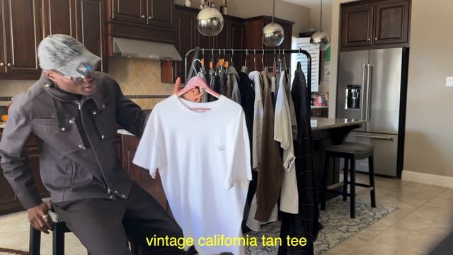 Pick Ups + Vintage Fashion in Austin, TX смотреть онлайн