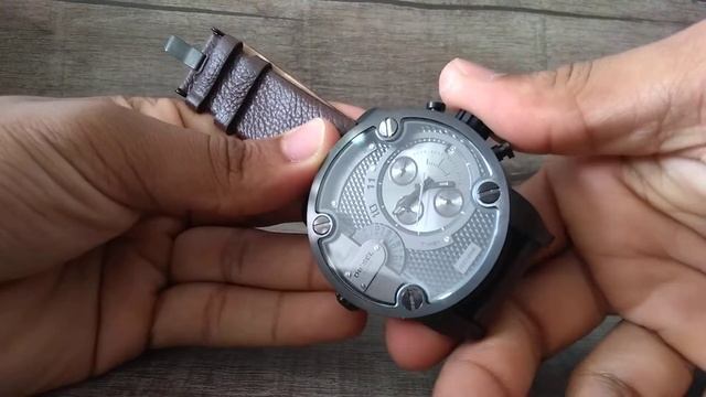 Demonstração Diesel Dz7258 Pulseira de couro смотреть онлайн