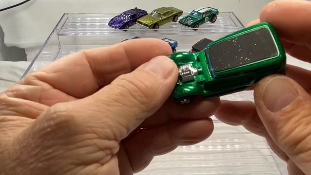Hot Wheels Redlines Box Opening! смотреть онлайн