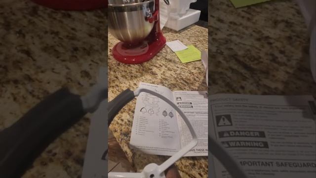 Unboxing my brand new Kitchen Aid Mixer!!! смотреть онлайн