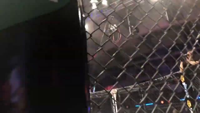 Nawras Abzakh Nasty Choke At Brave 10 نورس ابزاخ يفوز بخنقة خطيرة смотреть онлайн