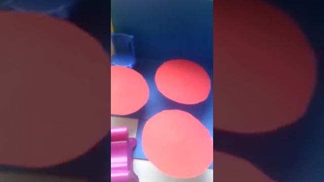 Обзор декорации: Кафе. читать описание.