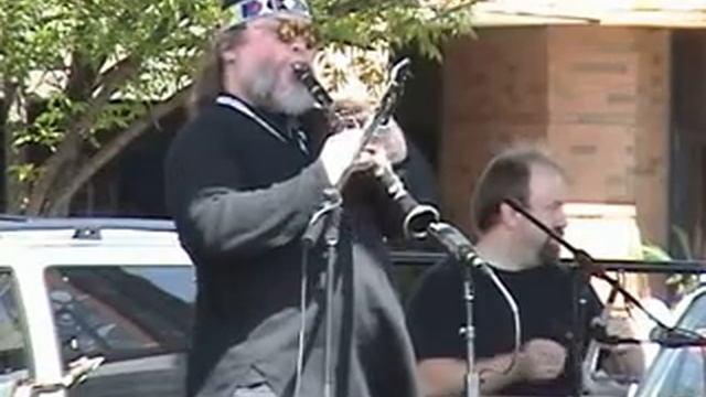 Brave Combo (2005) - Clarinet Polka смотреть онлайн