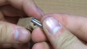 НУБ ПОСТАВИЛ МОЩНЫЙ МОТОР В ВЕРТОЛЕТ ИЗ КАРТОНА! ОН ВЗЛЕТИТ? КАК СДЕЛАТЬ АПАЧ! НУБИК В МАЙНКРАФТ DIY