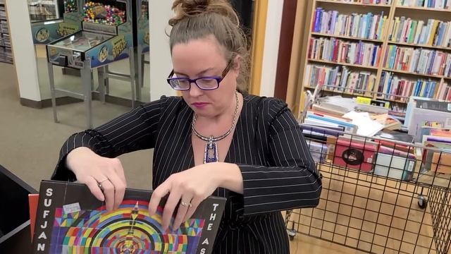 Vinyl Records - The Smiths & The Cure - Fun Facts & More смотреть онлайн