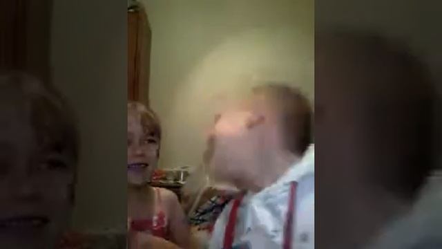 Мой бешеный старший брат и лизуны смотреть онлайн