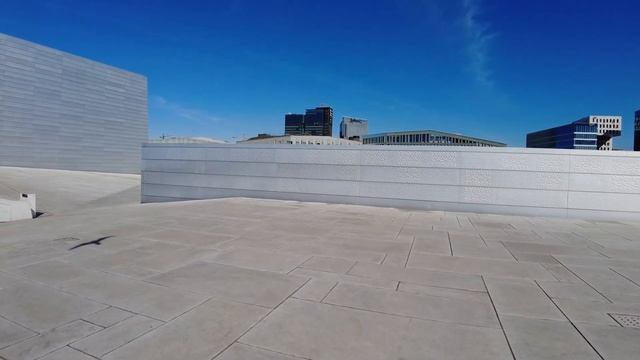 Rooftop Walk Oslo Opera House 🇳🇴 | Spring 2023 | 4K/60fps смотреть онлайн