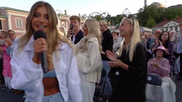 Hanna Ferm - Välkommen åter (Live at Lotta På Liseberg 2022) смотреть онлайн