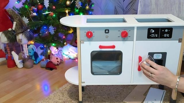 сборка детской кухни магазина Lidl.