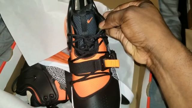 Nike Air Force 270 Safari смотреть онлайн