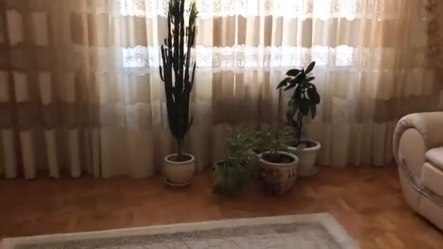Продаж шиканрої 3-к на Поділлі, вул. Зодчих смотреть онлайн