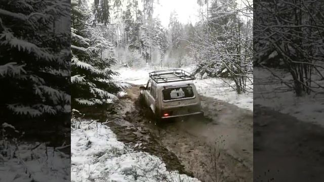 Нива 1983 сафари 510.Ломаем первый лед. смотреть онлайн