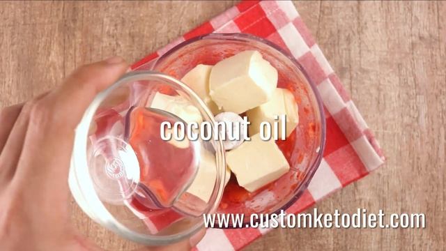 Keto Strawberry Cheesecake Fat Bombs