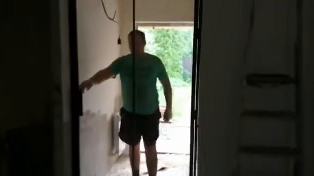 Видео с монтажа. Двери лофт. смотреть онлайн