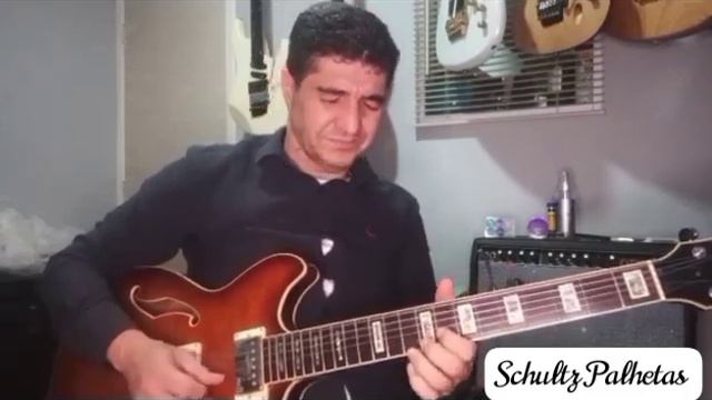 Improvisando em 2 5 1, palhetas schultz, Ibanez 93 , d'addario chromes, Bandid 65 Peavey, Boss ME25 смотреть онлайн