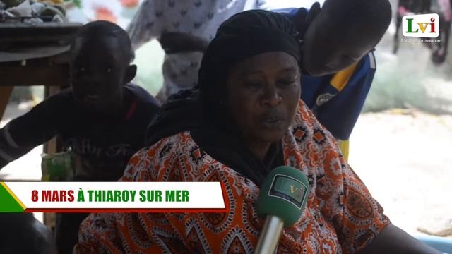 8 mars avec les braves dames de Thiaroye sur mer смотреть онлайн