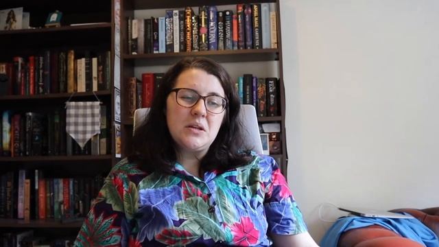 Addie LaRue, Chunky Fantasy and Nostalgic ReReads | Weekly Reading Vlog [CC] смотреть онлайн