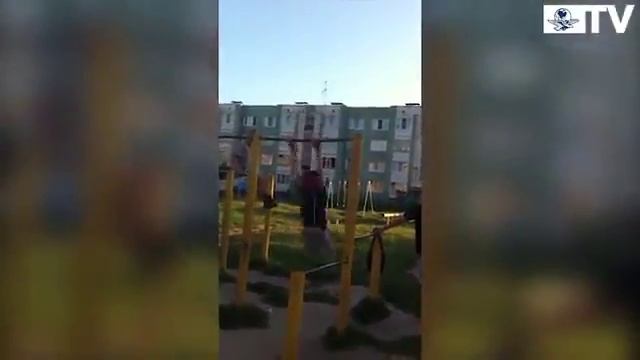 Se rompe brazos y hombros al dar voltereta смотреть онлайн