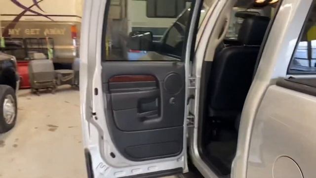 2003 Dodge Ram 2500 смотреть онлайн