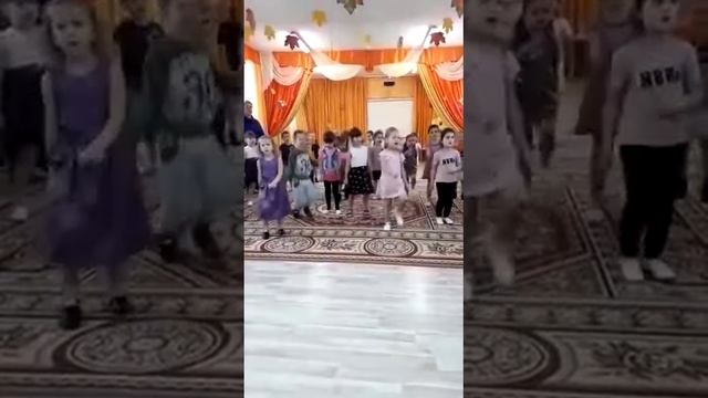 Праздник в садике смотреть онлайн