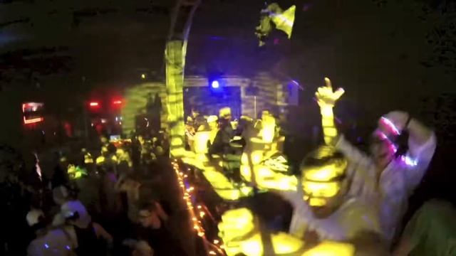 Bro Safari Halloween party with Limitless Minds смотреть онлайн