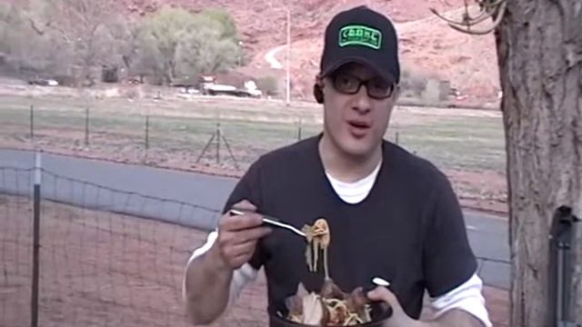 Easter Jeep Safari 2009 - Chef Mark - Pork Tenderloin Dinner 3 смотреть онлайн