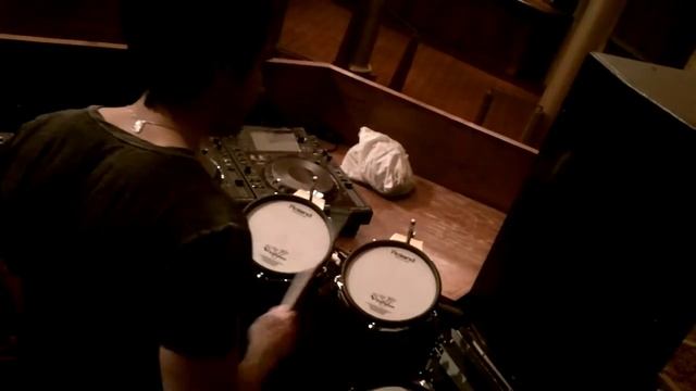 Johnny Glövez Setting Up @ Opera Atlanta смотреть онлайн