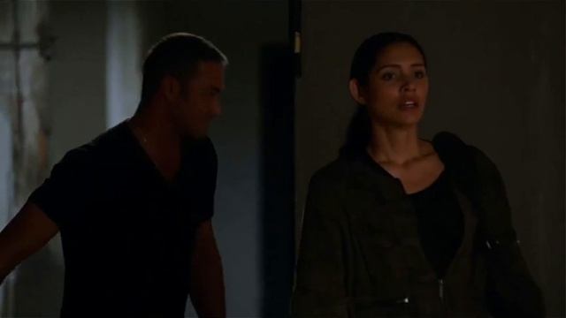 Chicago fire Stella crashes at Severide's place (Stella and Severide) смотреть онлайн