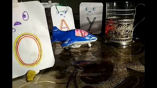 Как буквы спасли снегурочку. Буква У поет р-у-у-у-у-чка.  02