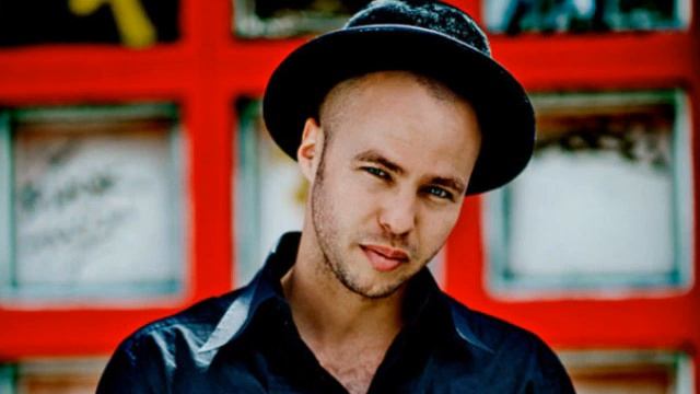 Marlon Roudette - Anti Hero смотреть онлайн