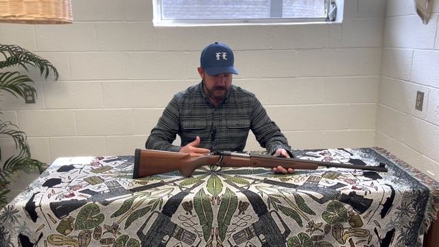 60 second review - Winchester Model 70 Safari Express .375 Holland смотреть онлайн