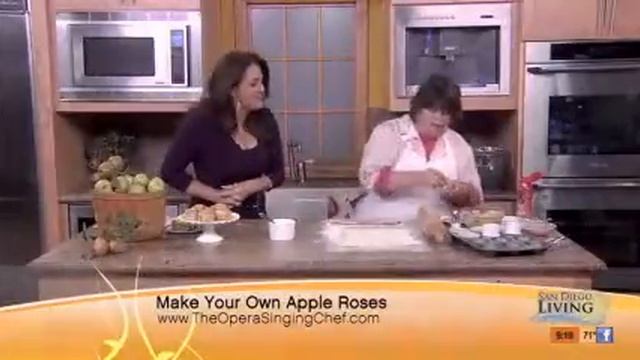Apple Rose Tarts with the Opera Singing Chef смотреть онлайн