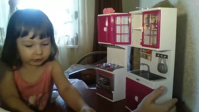 Никита и Софья показывают (Розовую Кухню) смотреть онлайн