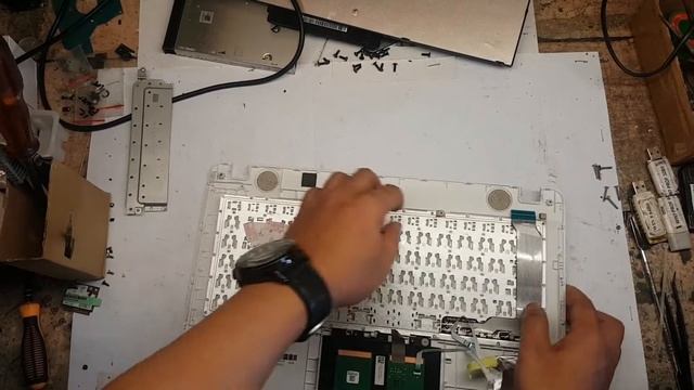 Ganti Keyboard ASUS X441N || Keyboard Replace Asus X441N смотреть онлайн
